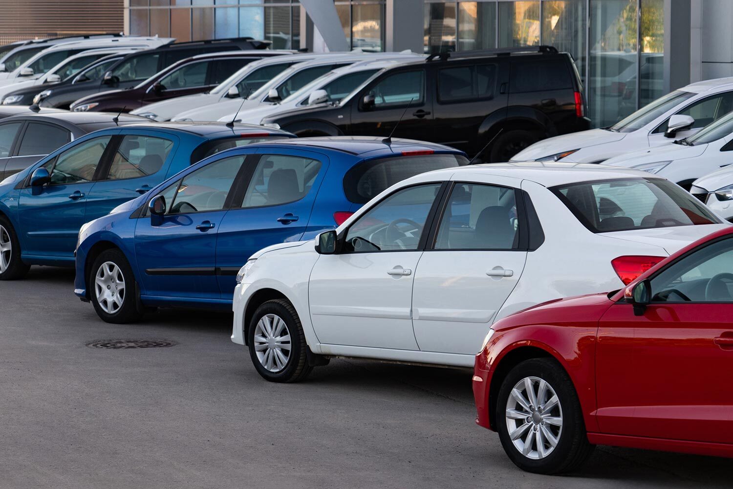 Auto Used Cars Near Me: Finding the Right Vehicle Close to Home
