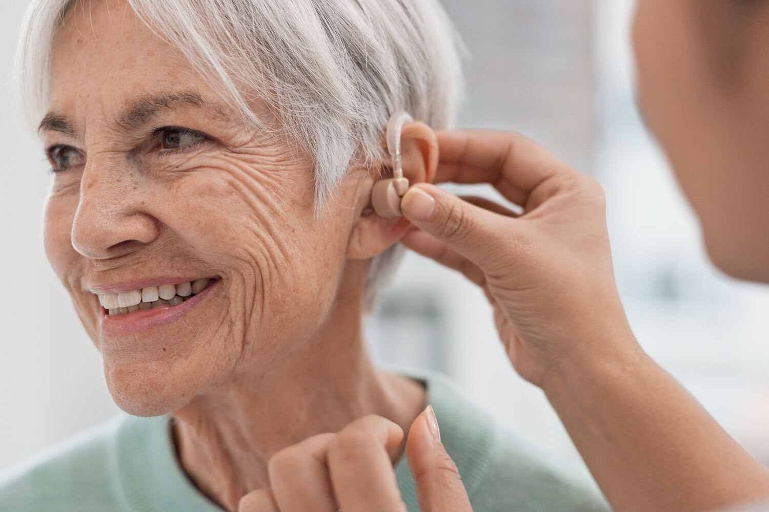 Top Over the Counter Hearing Aids That Improve Daily Communication